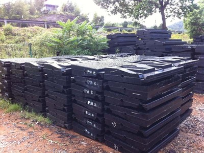 佳信优质橡胶道口板 耐用可靠的五金机械配件精选